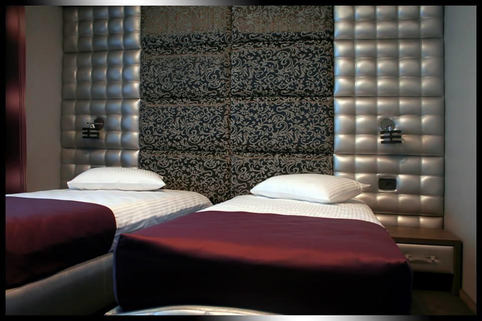 Hotel Aqua Zsilvásárhely Kültér fotó