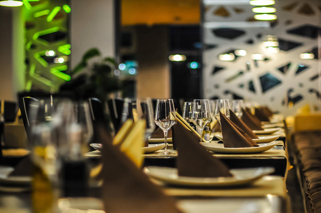 Hotel Aqua Zsilvásárhely Kültér fotó
